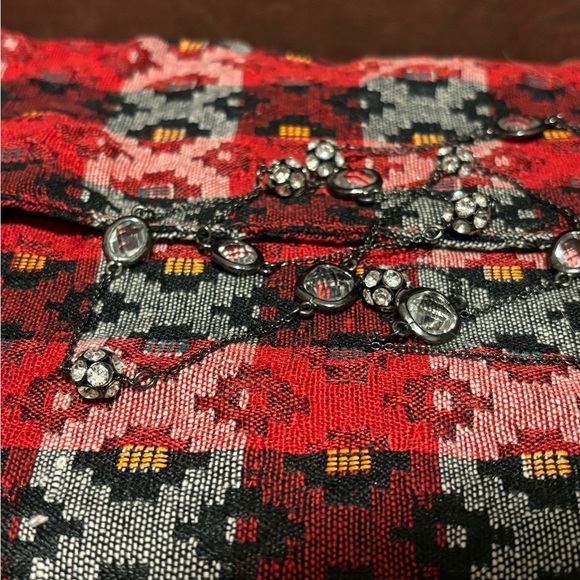 Silver and Black Necklace Set - Picture 3 of 8